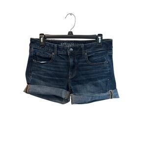 ⭐️ Women’s American Eagle Dark Wash Cuffed Shorts Size 8. Everyday Casual
